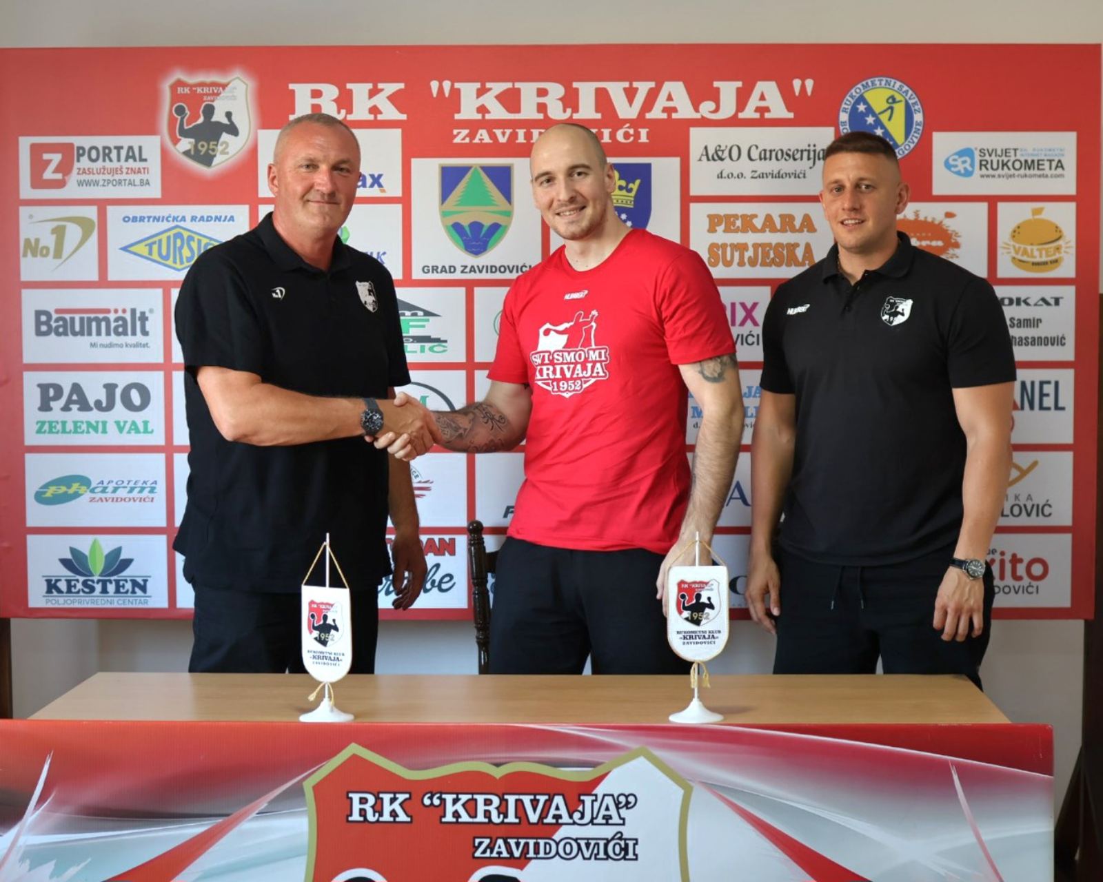 IMG-408df2e38e11a0e711e25f451ff1e7ad-V